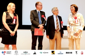 第19回 日本・フランス現代美術世界展
展覧会報告(2018)